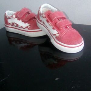 Toddler size 5.5 Vans